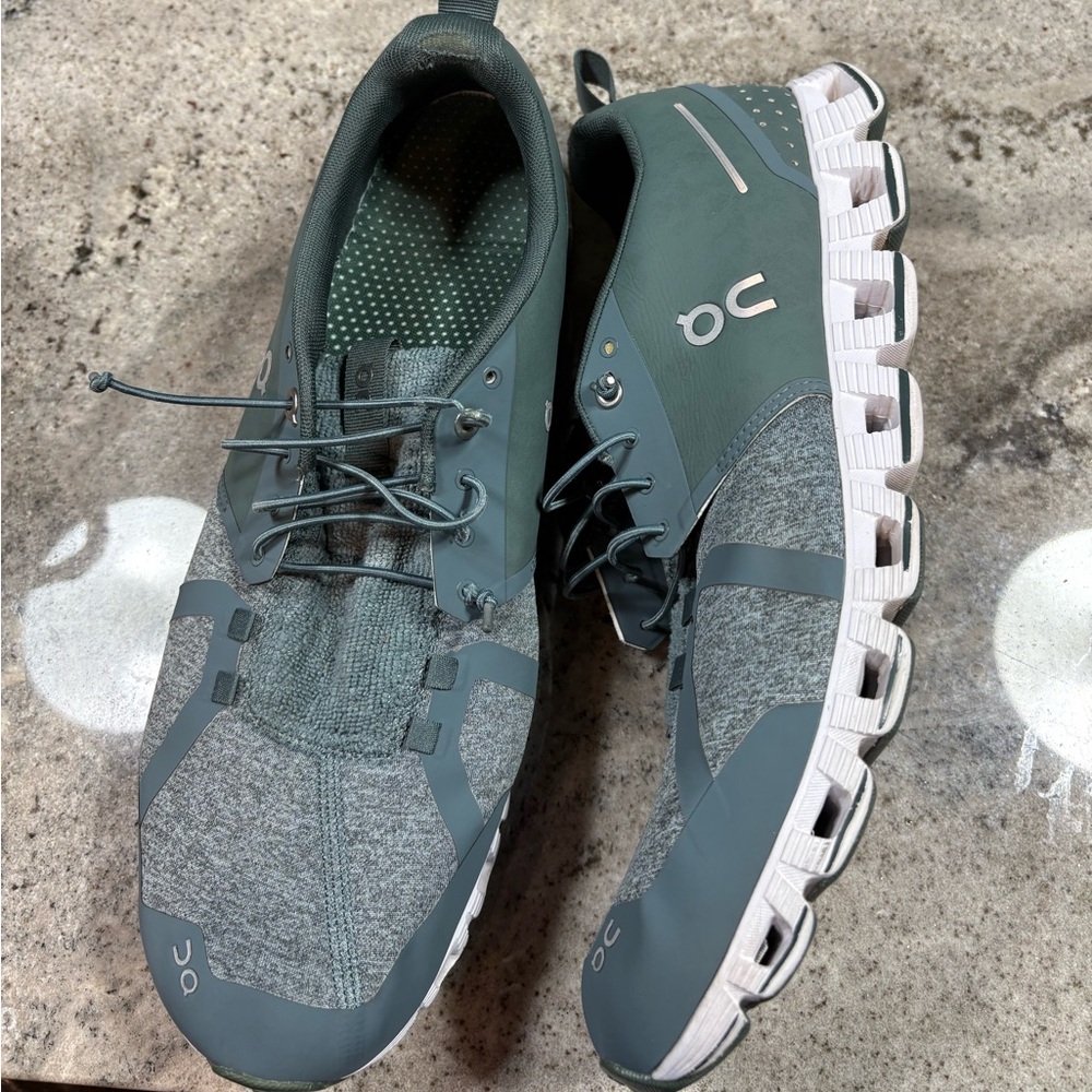 On Running Gray:/green Athletic Shoes Lightweight Breathable